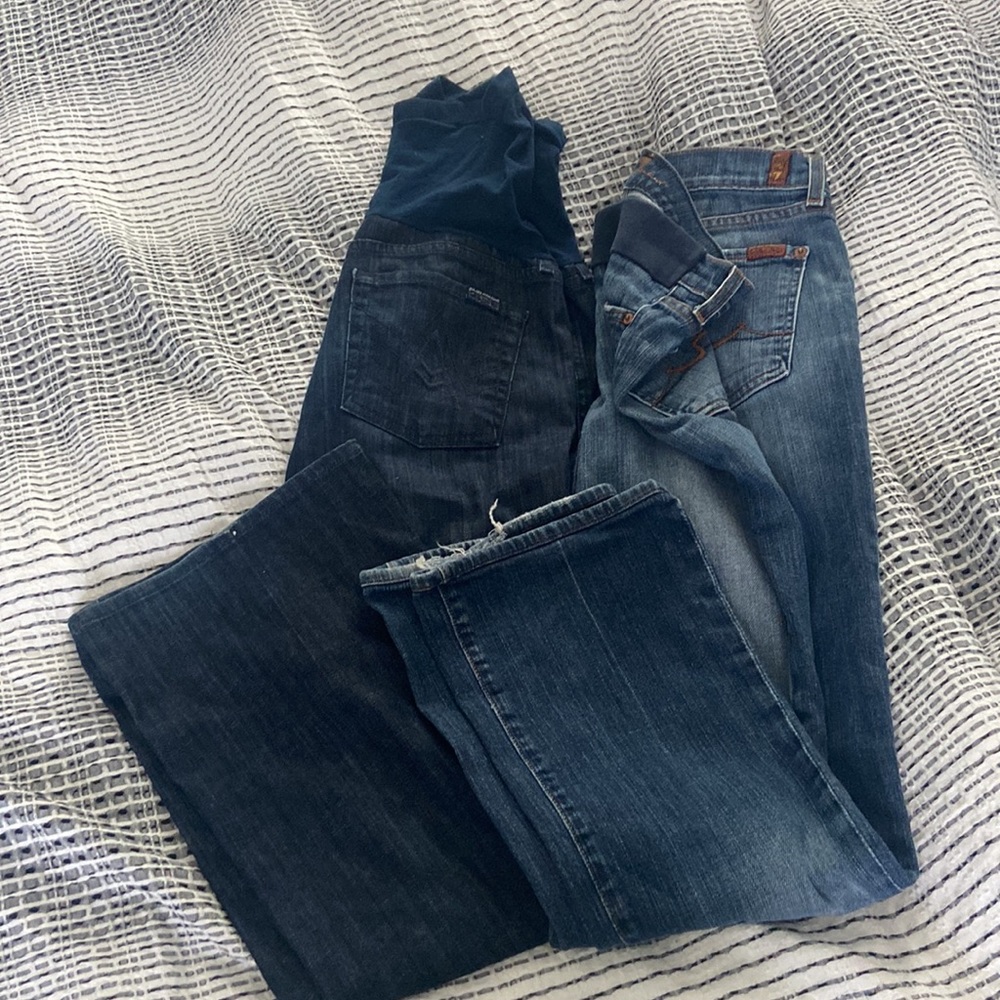 Bundle two maternity jeans 7 for all mankind